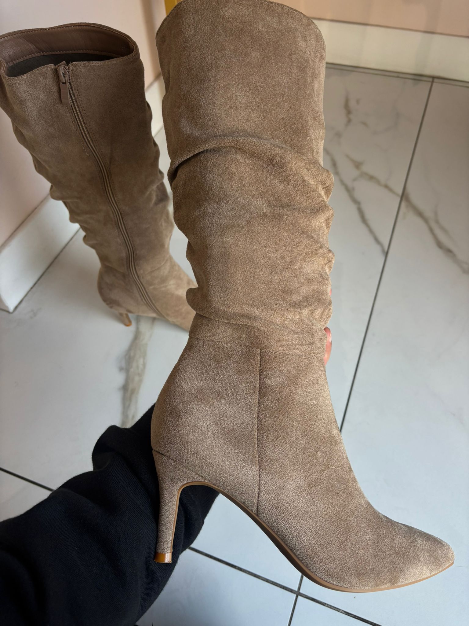 Elare suede boots