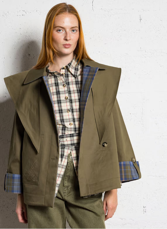 Elise Vendbar Cropped Trenchcoat i Økologisk Bomuld - Auvéla