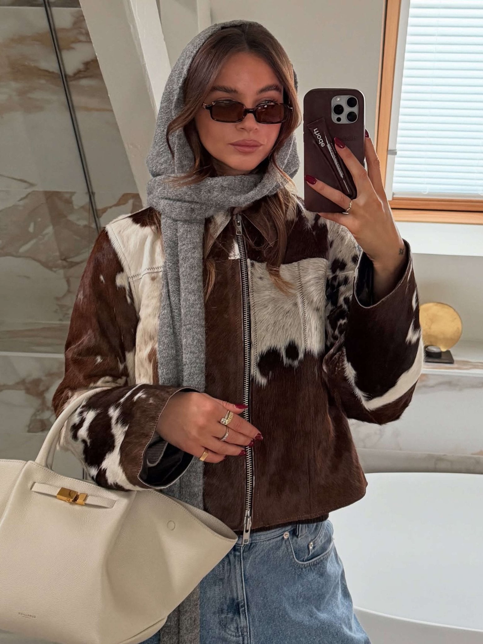 Amelia Solbriller - Auvéla