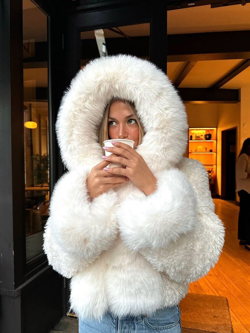 Henna Faux Pelsjakke - Auvéla