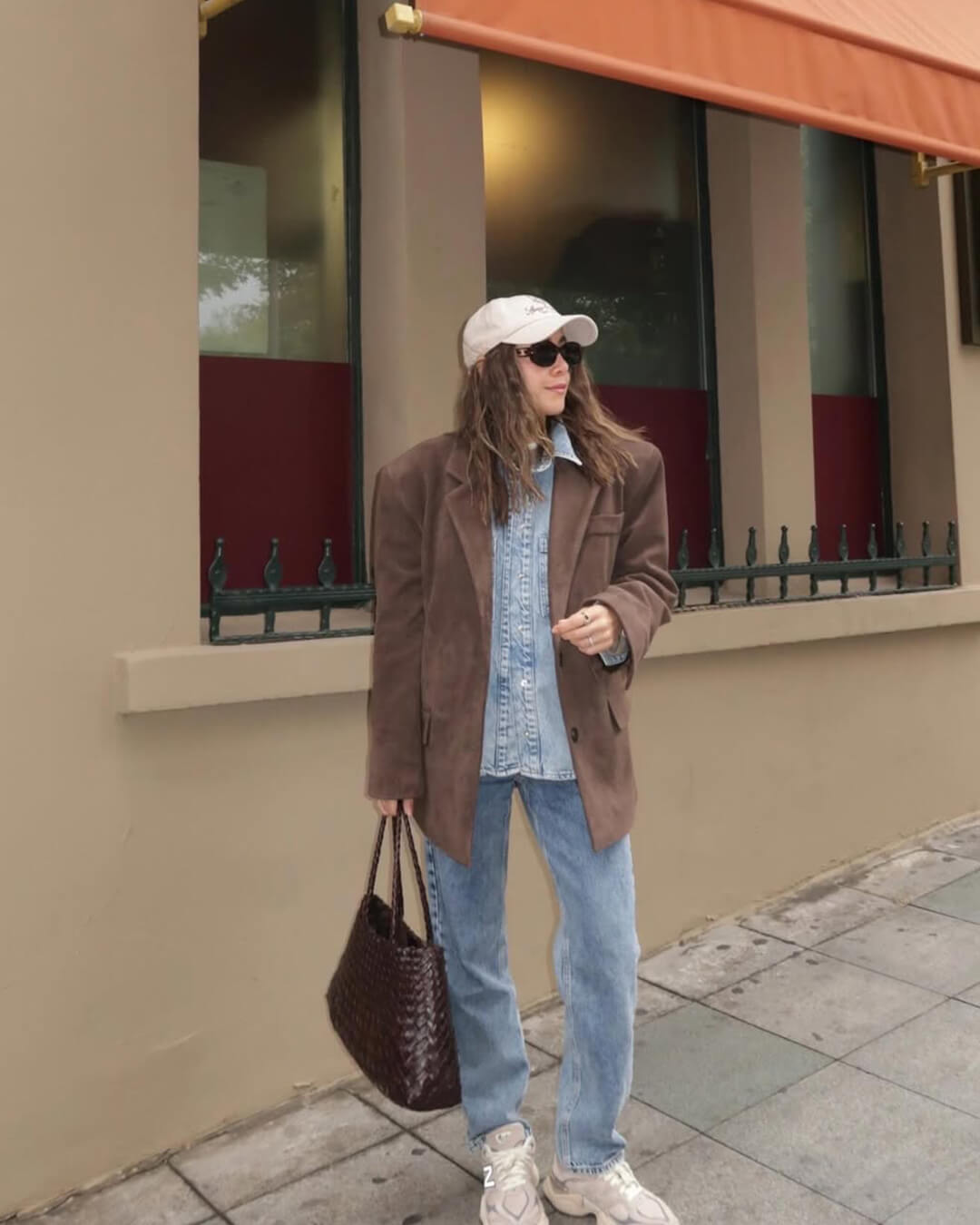 Madeleine Vegansk Læder Flettet Taske Medium - Auvéla