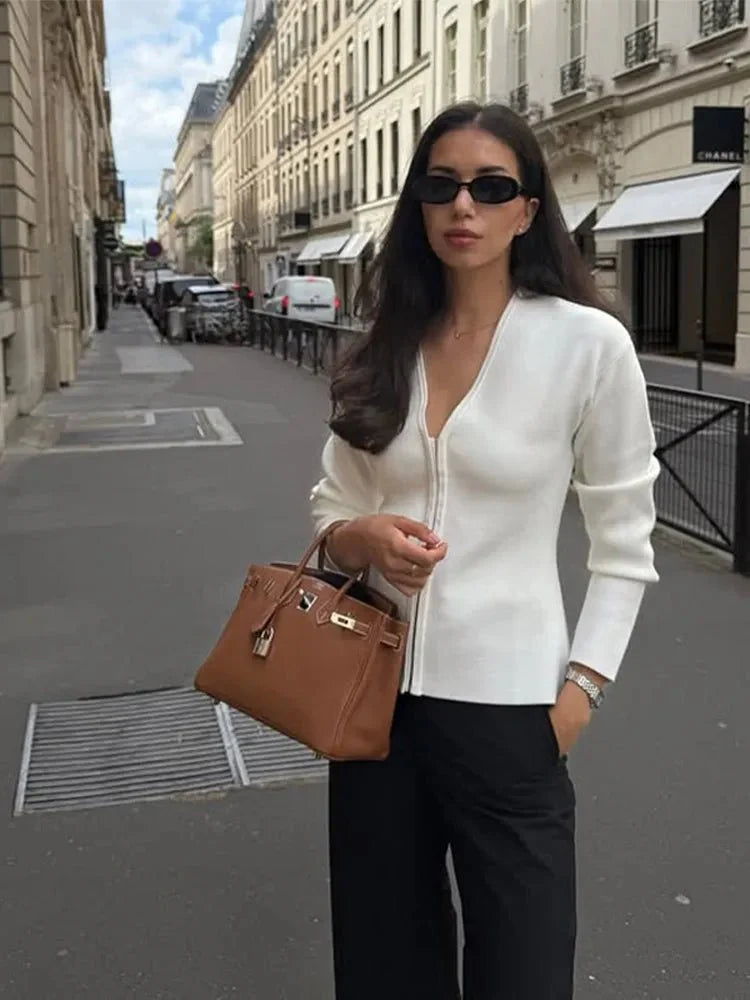 Sofia | Lang sort cardigan til kvinder med lynlås - Auvéla