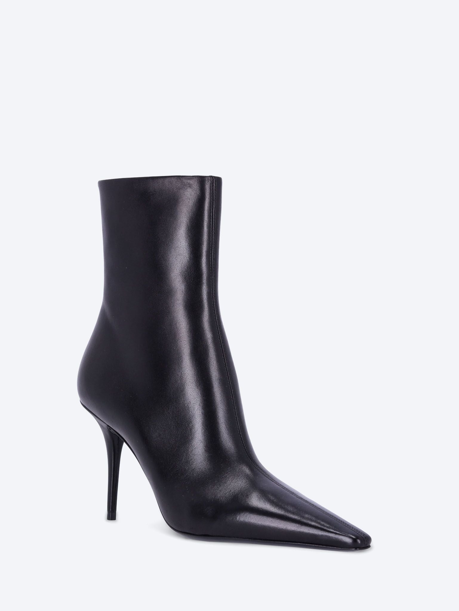 Valentina leather booties