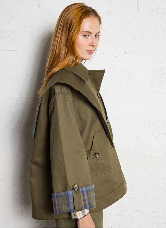 Elise Vendbar Cropped Trenchcoat i Økologisk Bomuld - Auvéla