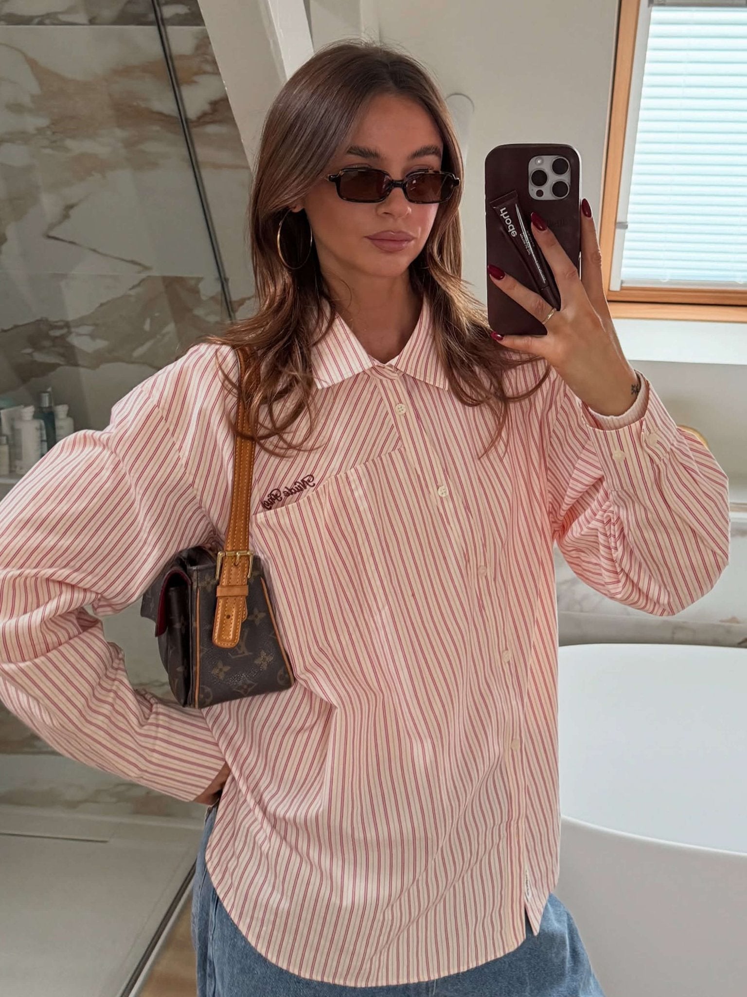 Amelia Solbriller - Auvéla