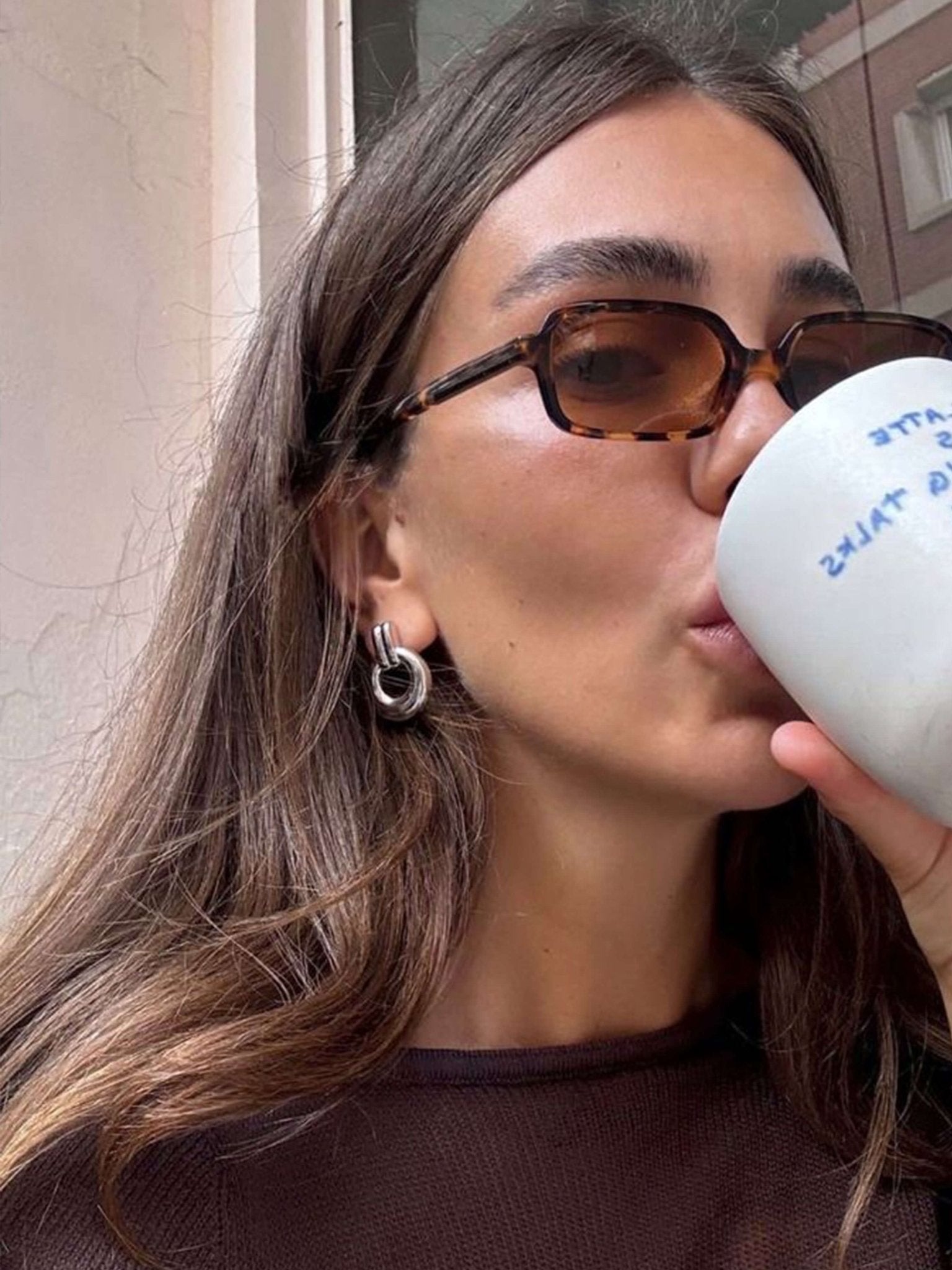 Amelia Solbriller - Auvéla