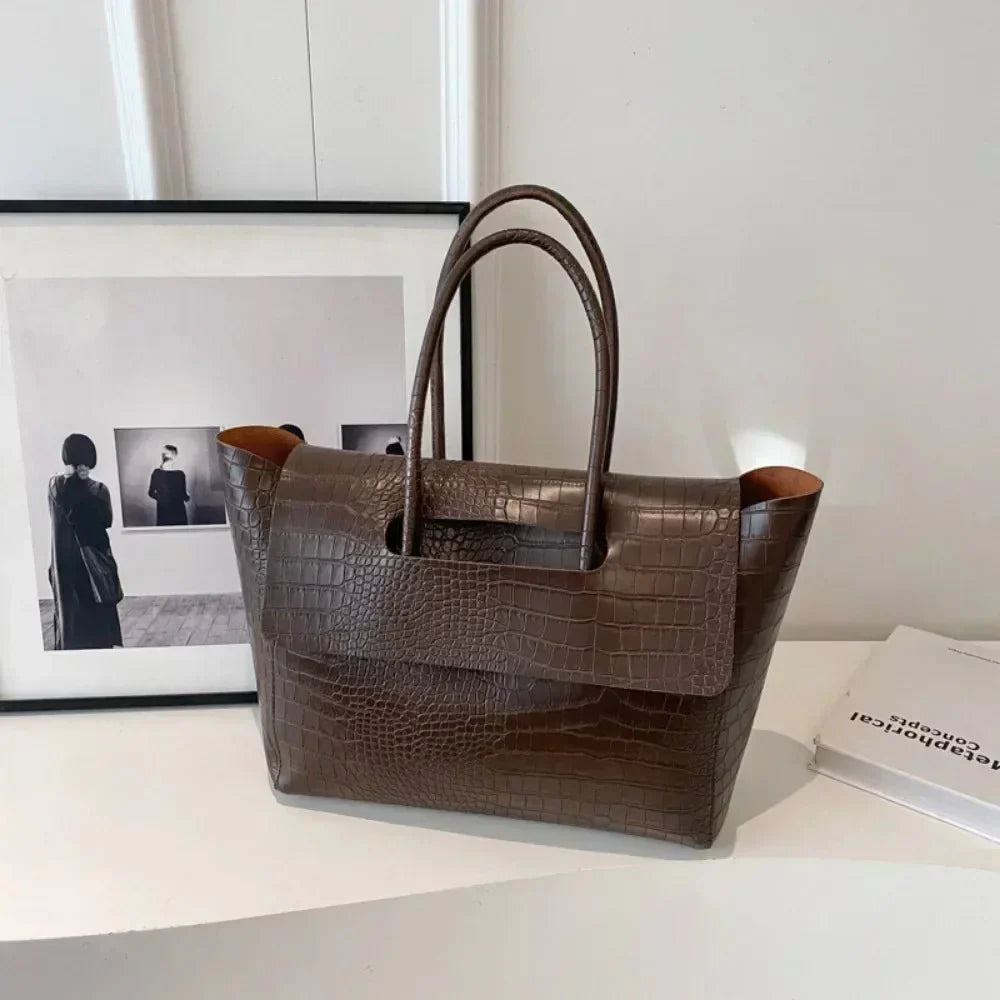 Claudia Handbag Crocodile Pattern - Auvéla