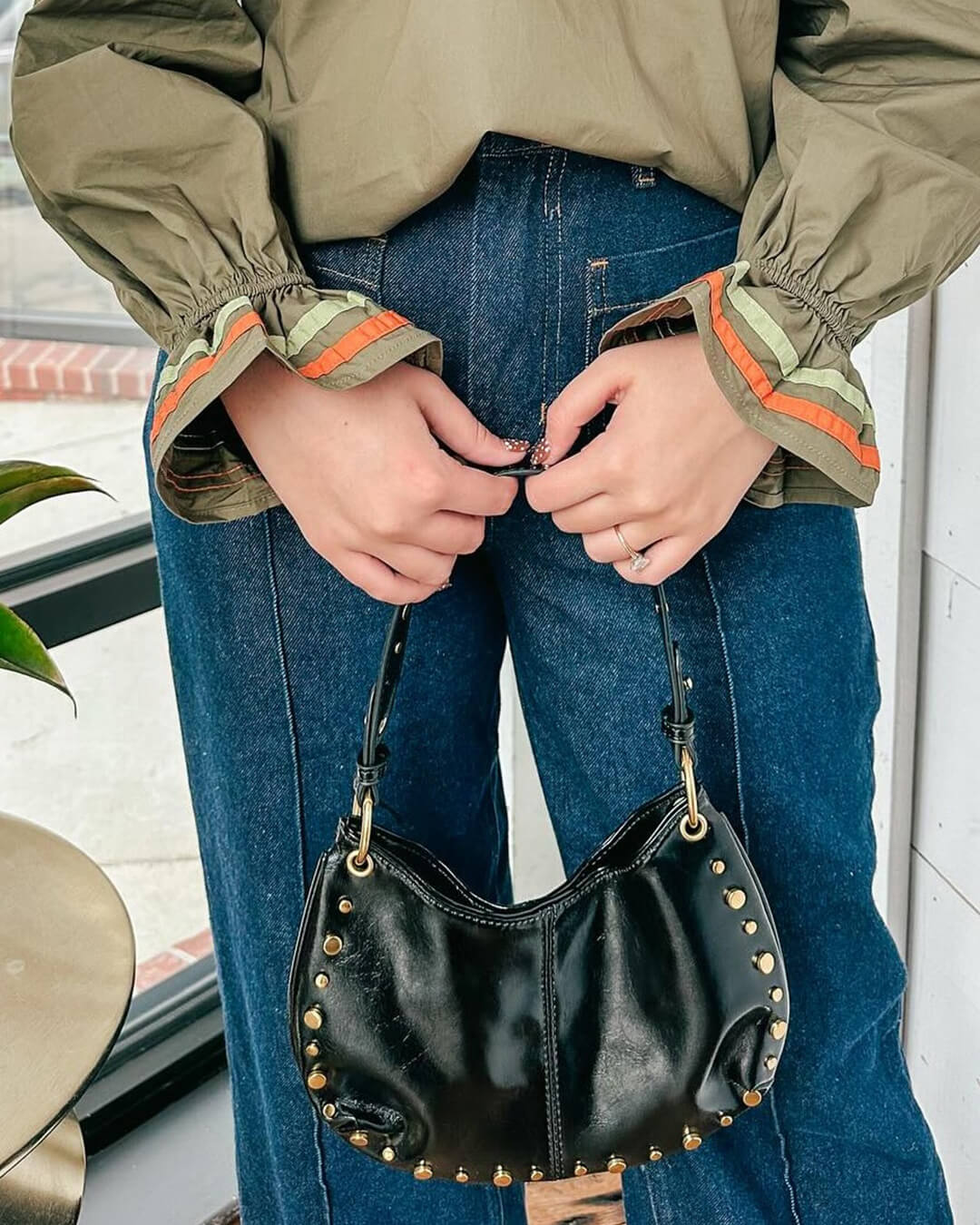 Claudia Bag with Gold Details - Auvéla