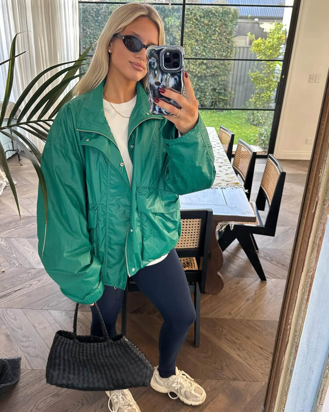 Madeleine Vegansk Læder Flettet Taske Medium - Auvéla