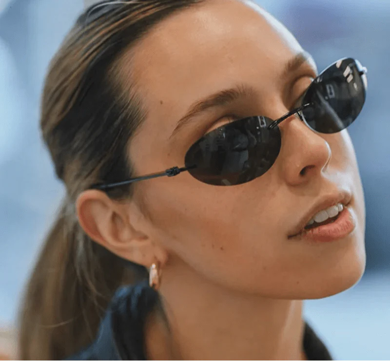 Scarlett Ovale Retro Solbriller - Auvéla