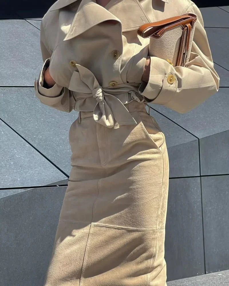 Celia | Dame dobbeltradet trenchcoat med bælte - Auvéla