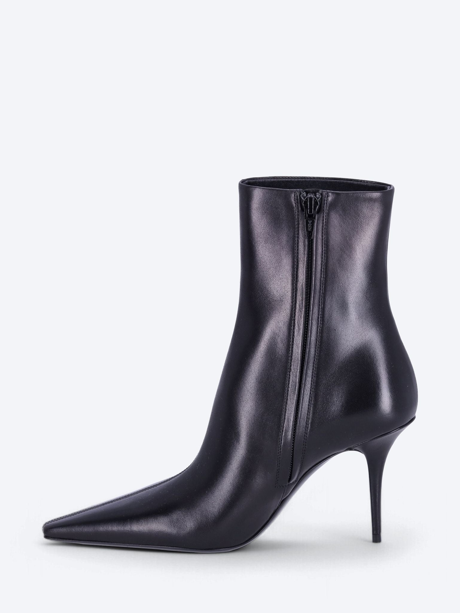 Valentina leather booties